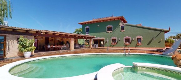 4 bedrooms Villa in Almoradi, Spain No. 189268 2