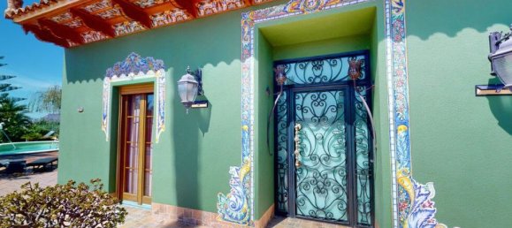 4 bedrooms Villa in Almoradi, Spain No. 189268 3