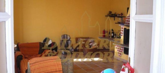 Casa de 3 dormitorios en Verbania, Italy No. 169861 2