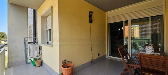 3 bedrooms Apartment in Termoli, Italy No. 67860 5