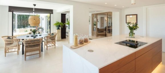 6 bedrooms Villa in Marbella, Spain No. 20481 21