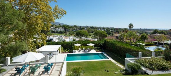 6 bedrooms Villa in Marbella, Spain No. 20481 18