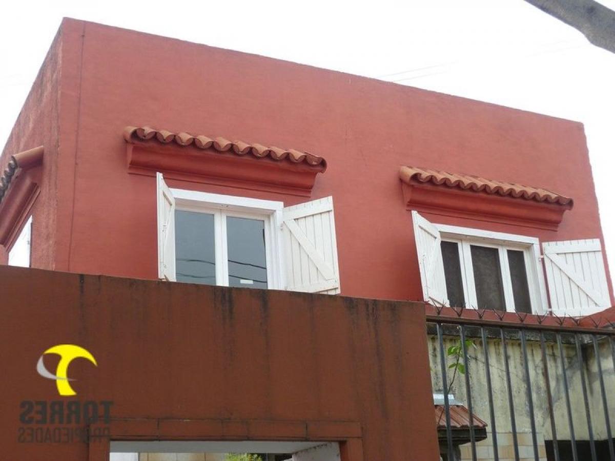 2 bedrooms House in General San Martin, Argentina No. 15943