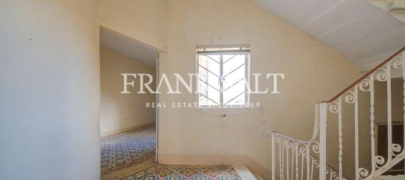 Таунхаус с 4 спальнями в Биргу, Мальта № 2641 5