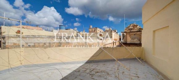 Таунхаус с 4 спальнями в Биргу, Мальта № 2641 17