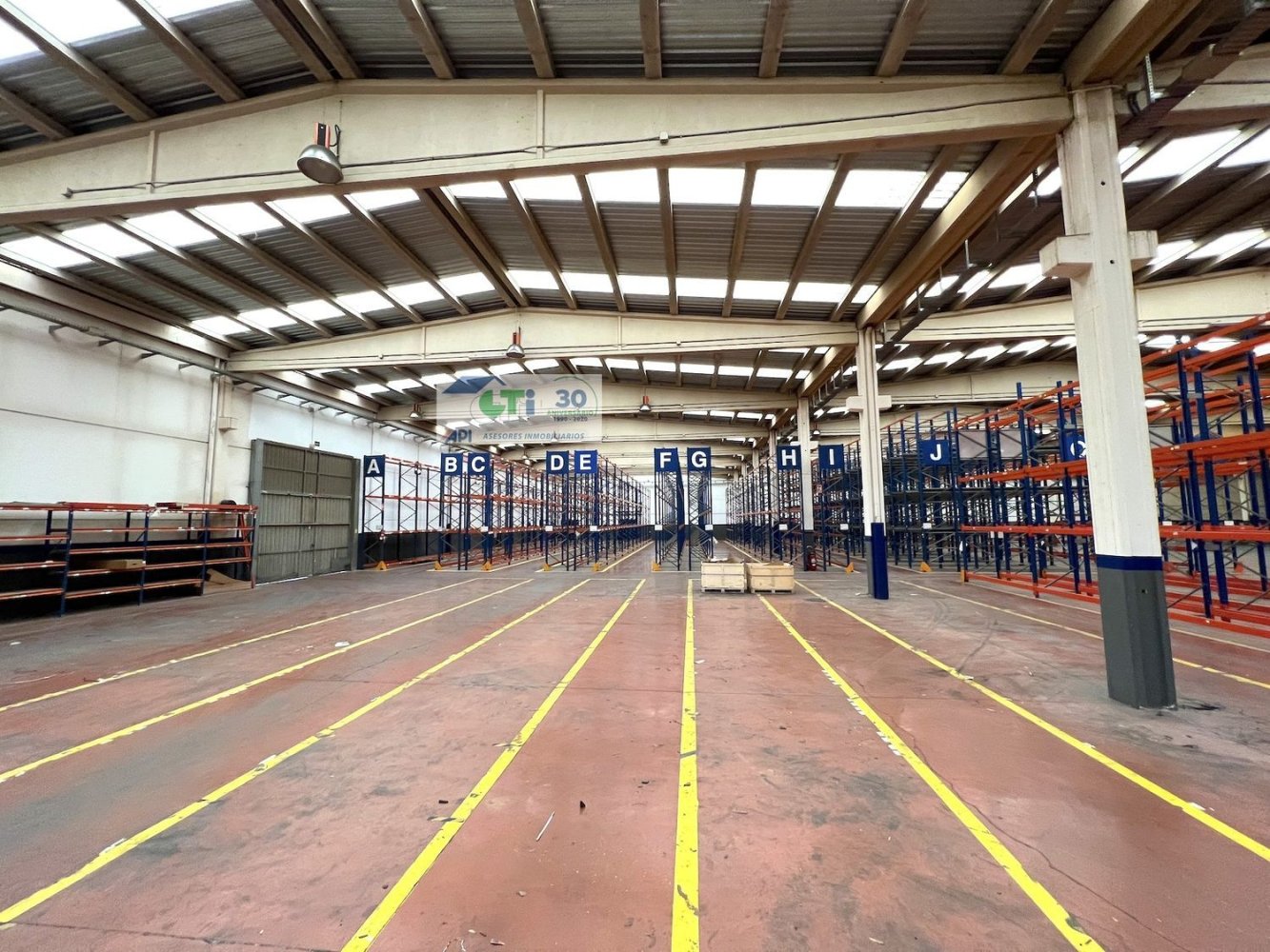  مستودع في La Muela, Spain 7200متر مربع رقم 67641