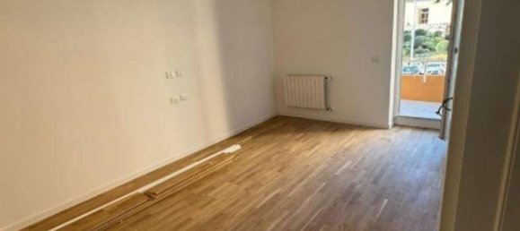 1 bedroom Apartment in Rome, Italy No. 302113 4