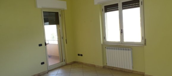 Apartamento de 3 habitaciónes en Castrovillari, Italy No. 104729 14