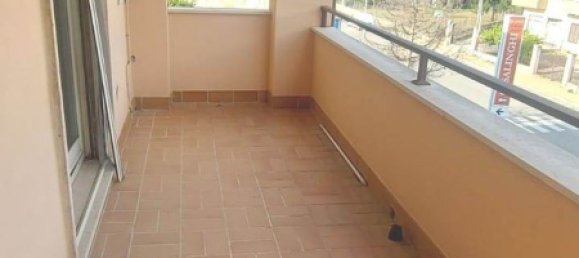 Apartamento de 3 habitaciónes en Castrovillari, Italy No. 104729 8