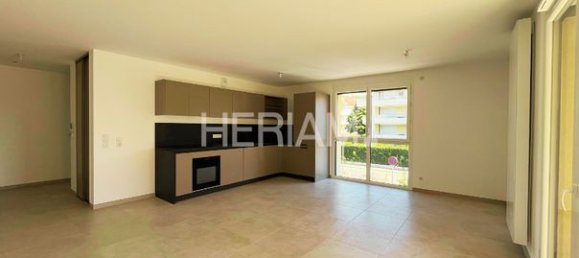 2 chambres Appartement à Ferney-Voltaire, France No. 311511 4