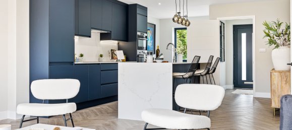 3 bedrooms House in Horley, United Kingdom No. 1008 13