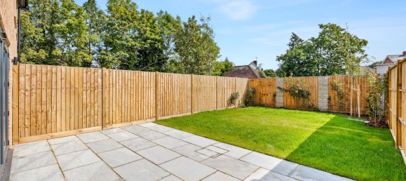 3 bedrooms House in Horley, United Kingdom No. 1008 55