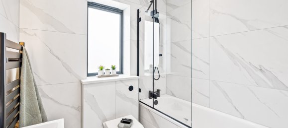 3 bedrooms House in Horley, United Kingdom No. 1008 53