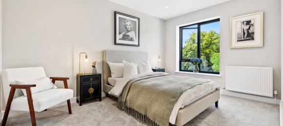 3 bedrooms House in Horley, United Kingdom No. 1008 41