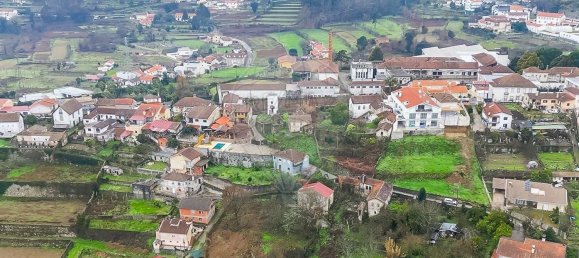 2 bedrooms House in Vale de Cambra, Portugal No. 187923 9