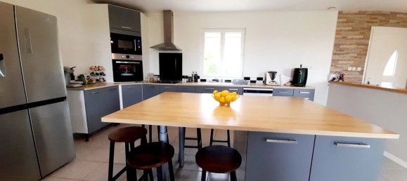 Квартира с 4 спальнями в Дордонь, Франция № 340982 3