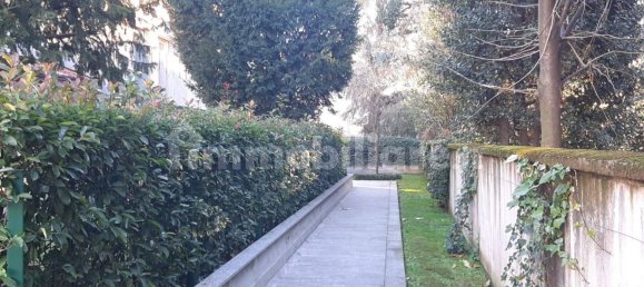 1 bedroom Apartment in Bovisio Masciago, Italy No. 197215 9