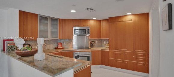 2 dormitorios propiedad comercial en venta en Miami, Miami-Dade, Florida, USA № 614614 20