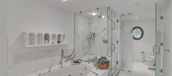 2 dormitorios propiedad comercial en venta en Miami, Miami-Dade, Florida, USA № 614614 5