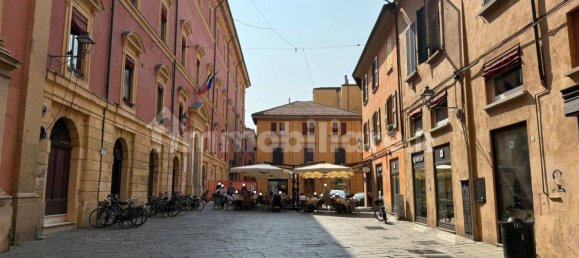 3 bedrooms Apartment in Bologna, Italy No. 374826 22