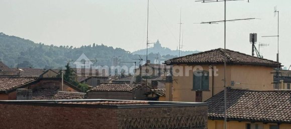 3 bedrooms Apartment in Bologna, Italy No. 374826 6