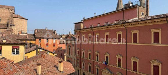 3 bedrooms Apartment in Bologna, Italy No. 374826 9