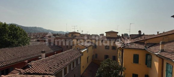 3 bedrooms Apartment in Bologna, Italy No. 374826 4