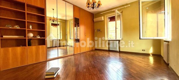 3 bedrooms Apartment in Bologna, Italy No. 374826 10