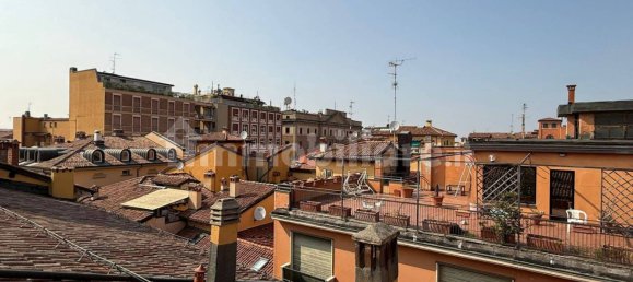 3 bedrooms Apartment in Bologna, Italy No. 374826 23