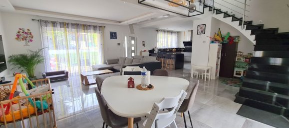 5 bedrooms House in Milly-la-Foret, France No. 138177 21