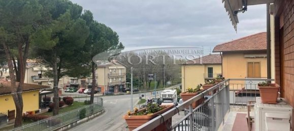 4 rooms Apartment in Città di Castello, Italy No. 42021 8