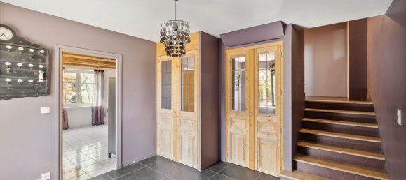 Casa de 5 dormitorios en Condrieu, France No. 195097 12