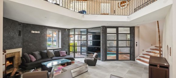 Casa de 5 dormitorios en Condrieu, France No. 195097 2