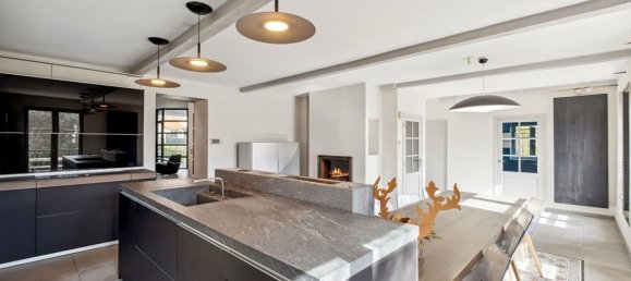 Casa de 5 dormitorios en Condrieu, France No. 195097 6