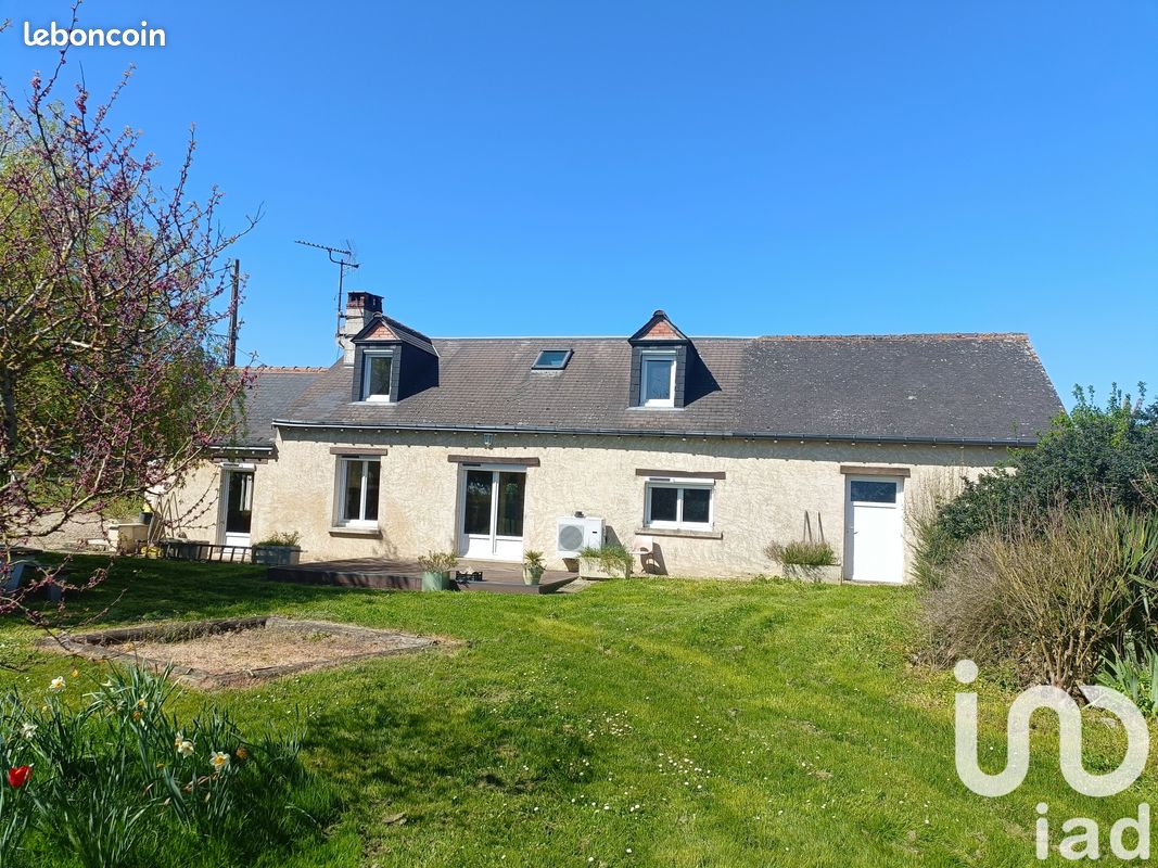 Casa de 4 dormitorios en Dame-Marie-les-Bois, France No. 42778