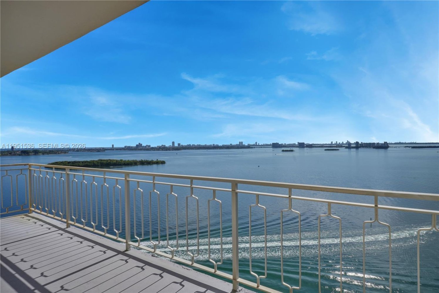 2 dormitorios propiedad comercial en venta en Miami, Miami-Dade, Florida, USA № 615064