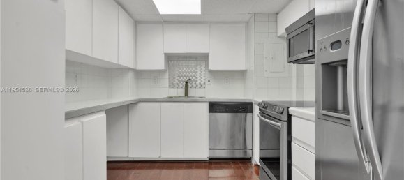 2 dormitorios propiedad comercial en venta en Miami, Miami-Dade, Florida, USA № 615064 11