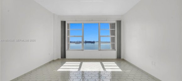 2 dormitorios propiedad comercial en venta en Miami, Miami-Dade, Florida, USA № 615064 9