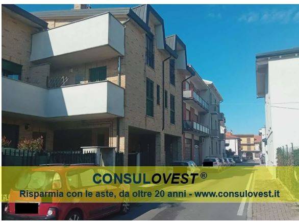 1 bedroom House in Gerenzano, Italy No. 268305