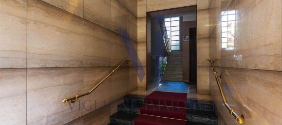 2 bedrooms Apartment in Milan, Italy No. 362723 15