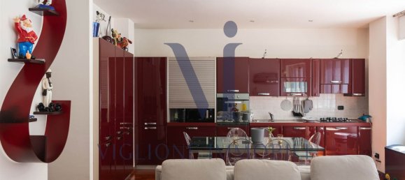 2 bedrooms Apartment in Milan, Italy No. 362723 4