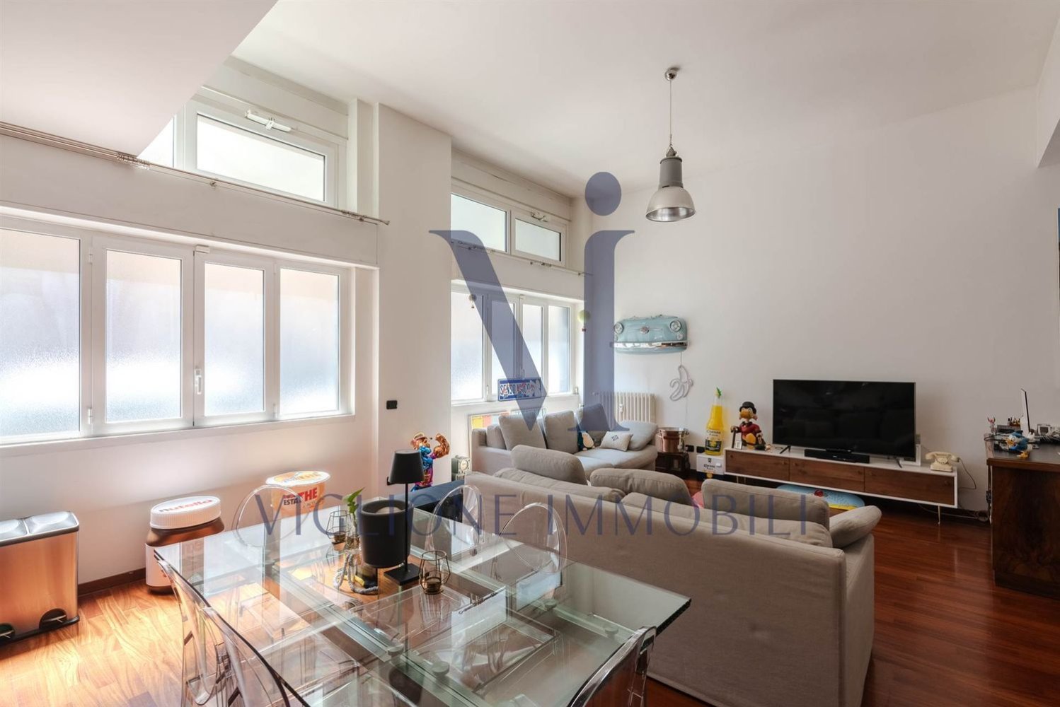 2 bedrooms Apartment in Milan, Italy No. 362723