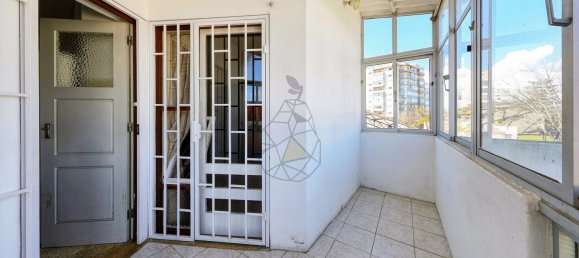 3 bedrooms Villa in Portimao, Portugal No. 100403 35