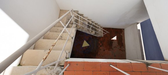 3 bedrooms Villa in Portimao, Portugal No. 100403 17