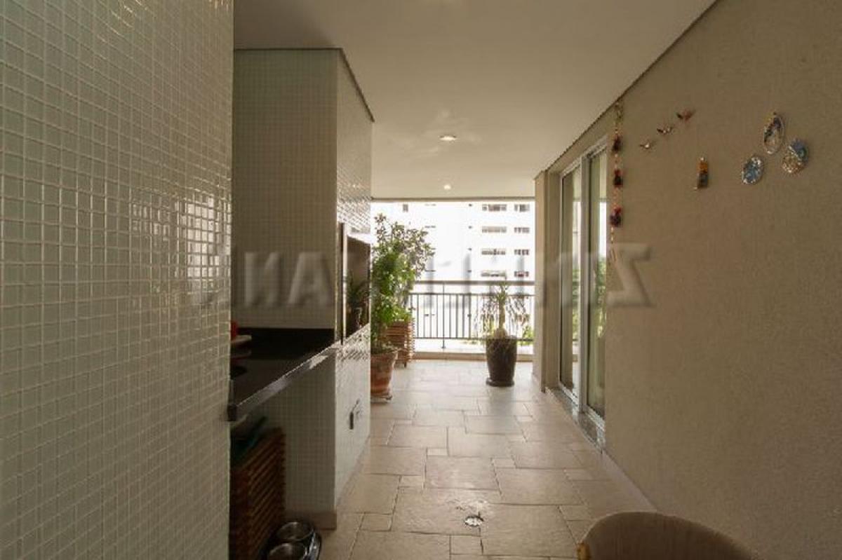 4 bedrooms Apartment in Sao Paulo, Brazil No. 586104