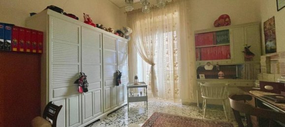 3-salle Appartement à Giugliano in Campania, Italy No. 26715 15