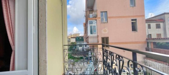 3-salle Appartement à Giugliano in Campania, Italy No. 26715 22