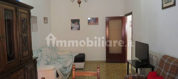 2 Schlafzimmer Wohnung in Nepi, Italy, Nr. 331135 3