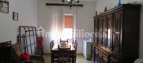2 Schlafzimmer Wohnung in Nepi, Italy, Nr. 331135 2