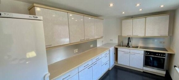 Таунхаус с 4 комнатами в Дюрен, Германия № 342073 2